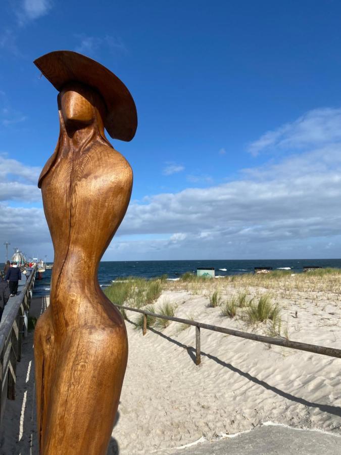 Freistehendes Einfamilienhaus Mit Boddenblick Naehe Ostsee Fuhlendorf  Eksteriør billede